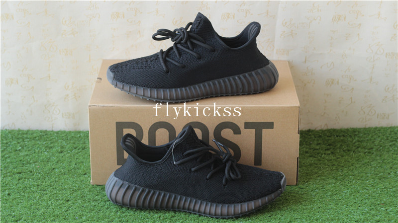 Adidas Yeezy Boost 350 V2 Triple Black
